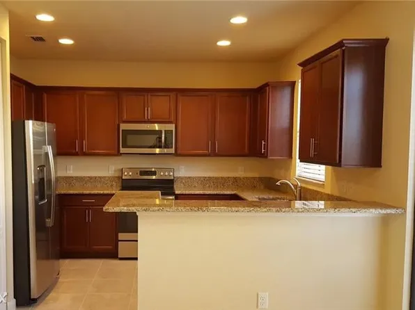 9575 Town Parc Cir S, Parkland, FL 33076