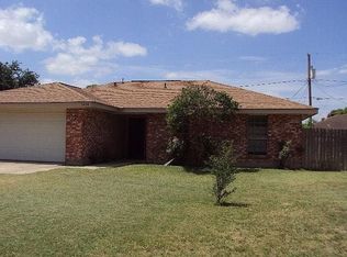 2404 Willow St, Mission, TX 78574