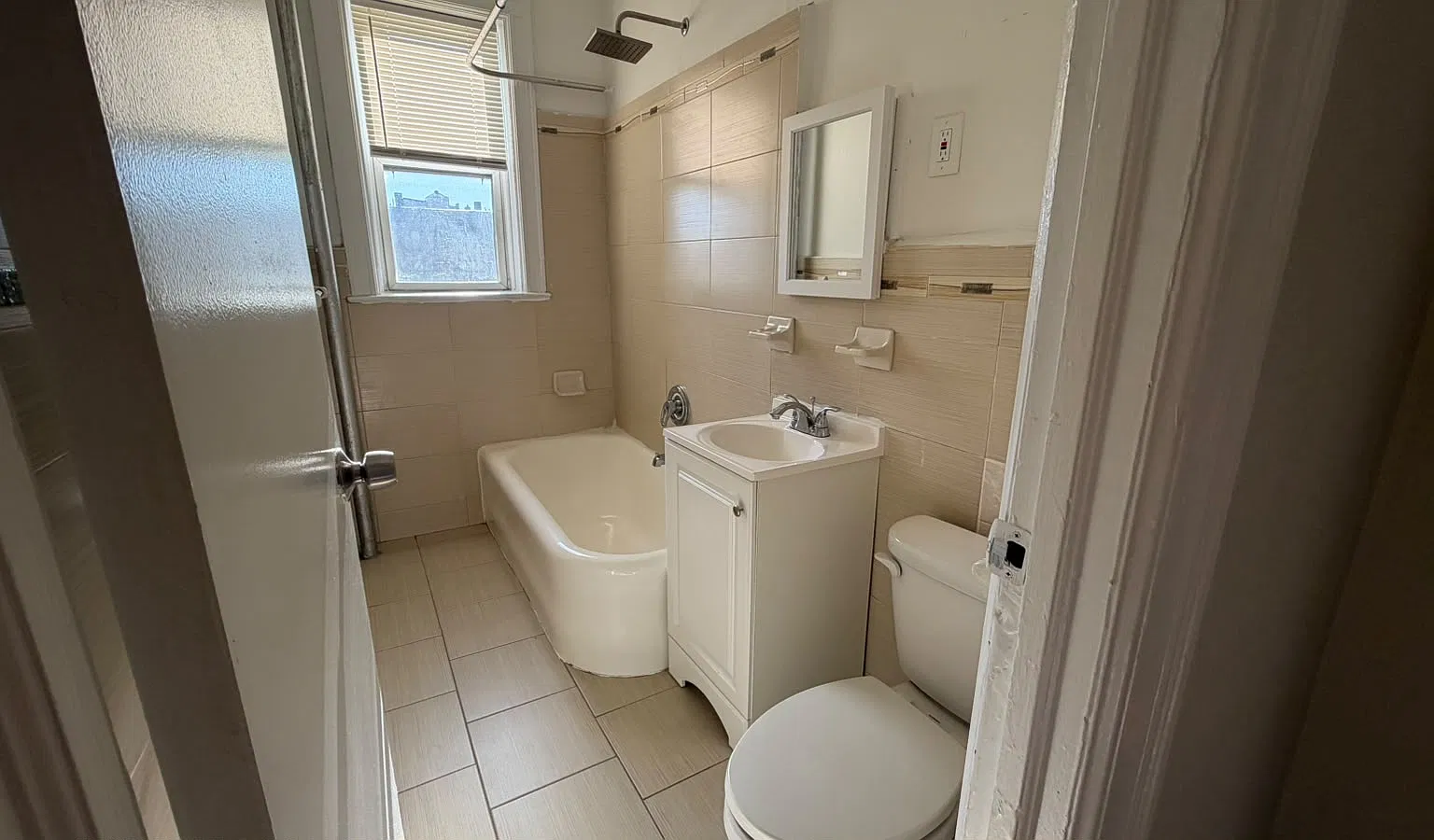 117 Fairview Ave — Photo 3