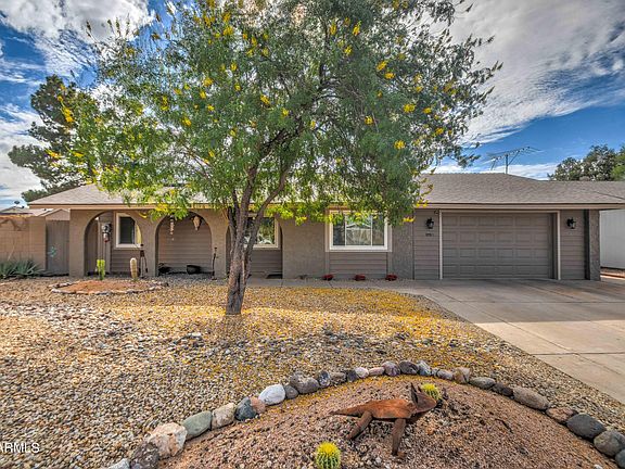 2nd image of 3825 W COUNTRY GABLES Drive
