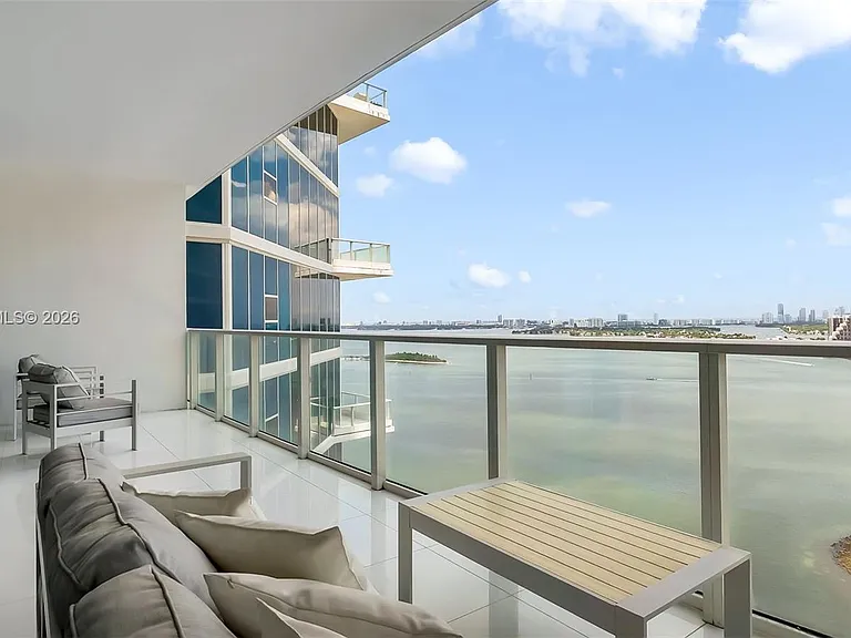2020 N Bayshore Dr #2603 — Photo 42