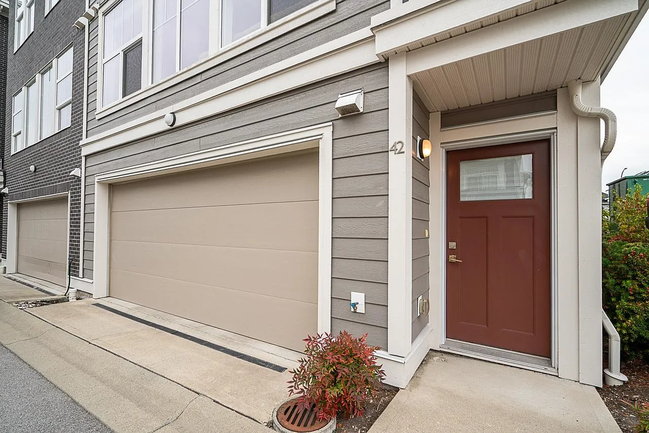 3 bed, 1540 sqft, $3,200 — Photo 2
