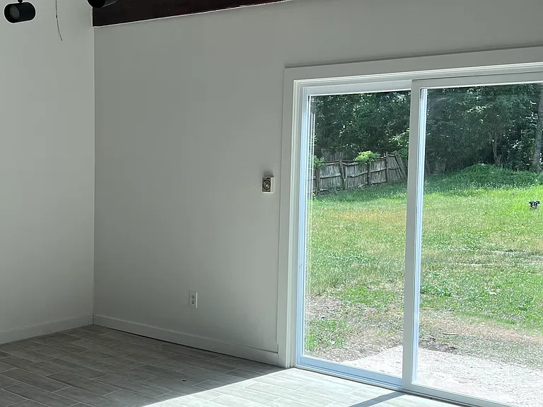 522 Independence Rd — Photo 11