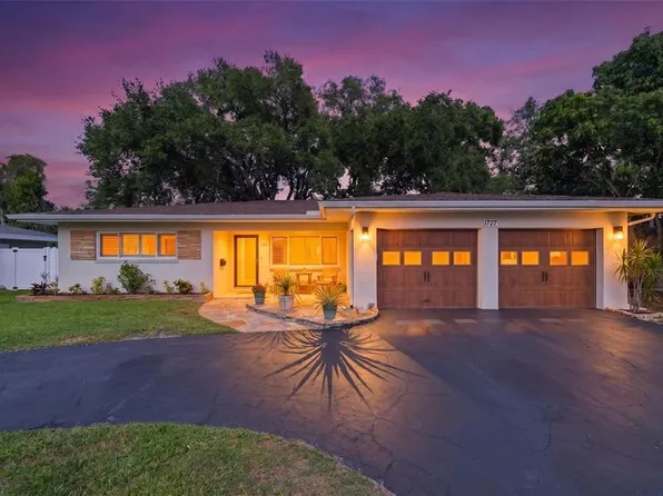 1727 Cypress Ave, Belleair, FL 33756