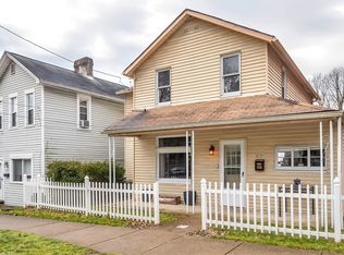 755 6th St, Oakmont, PA