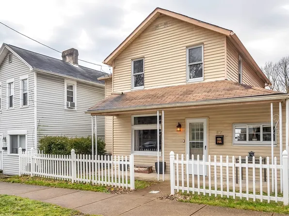 755 6th St, Oakmont, PA 15139