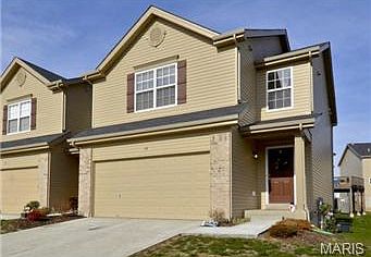 1st image of 15 Country Heights Ct
