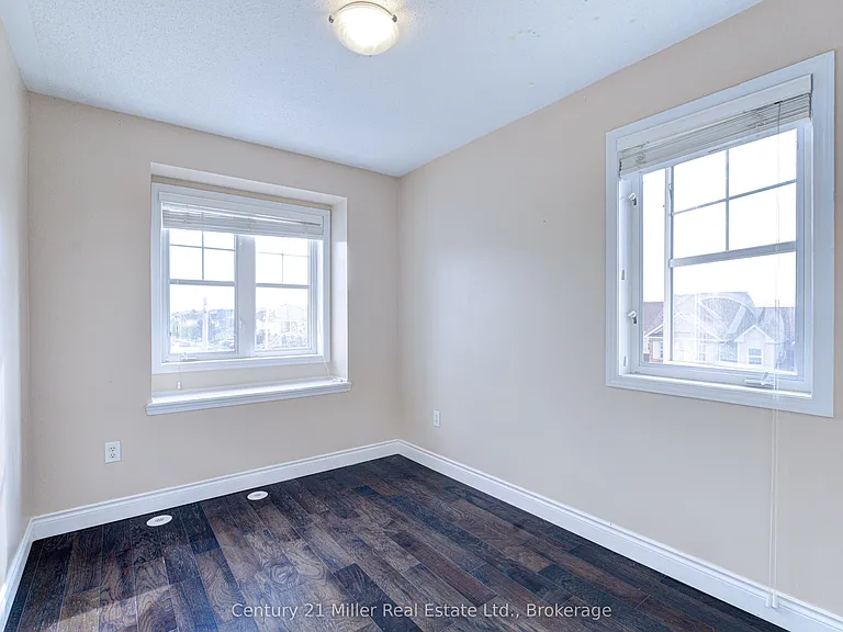 3105 Walkers Line — Photo 10