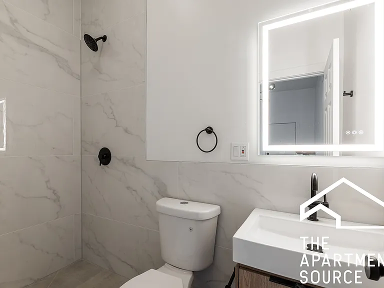 1841 N Kedzie Ave #2R — Photo 8