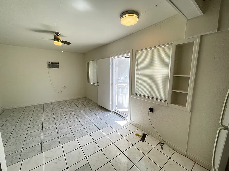 6977 Conejo Dr #B — Photo 9