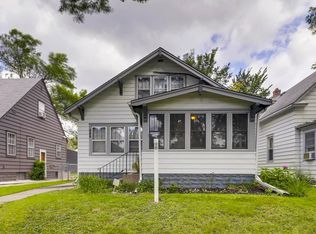 989 Rose Ave E, Saint Paul, MN 55106