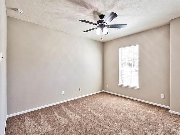 5th image of 3423 Sentry Park Ln