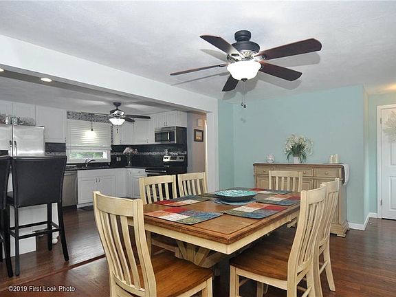4th image of 5 Brookwood Dr