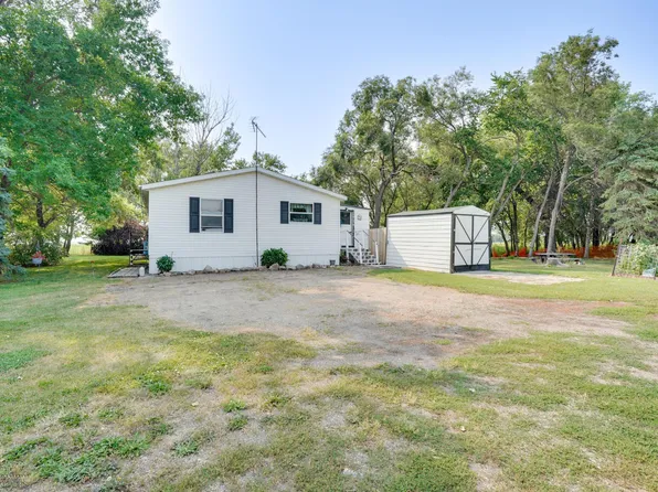 17068 18th St SE, Gardner, ND 58042