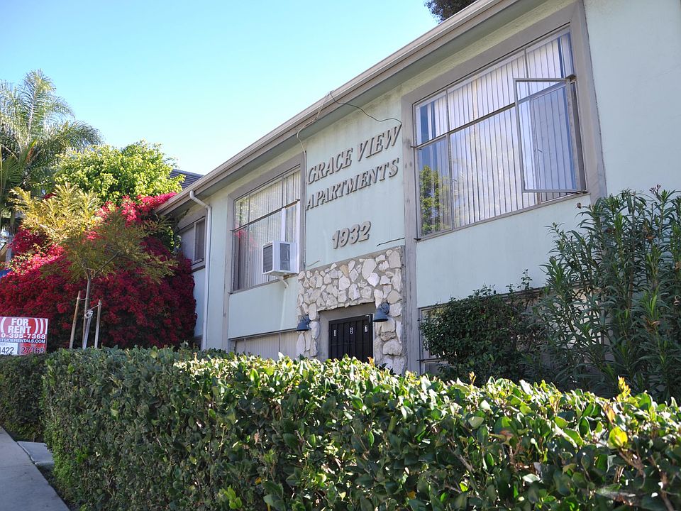 1st image of 1932 Grace Ave APT 4