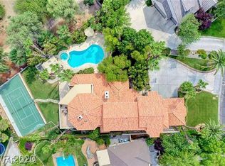 2432 Greens Ave, Henderson, NV 89014