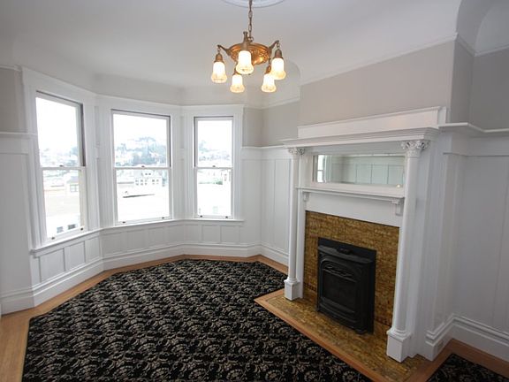 5th image of 18 Woodland Ave #18