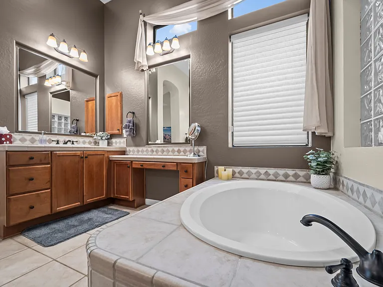 4063 N El Sereno Cir — Photo 42