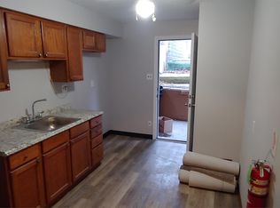 641 Broadway Ave APT 3, Mc Kees Rocks, PA 15136