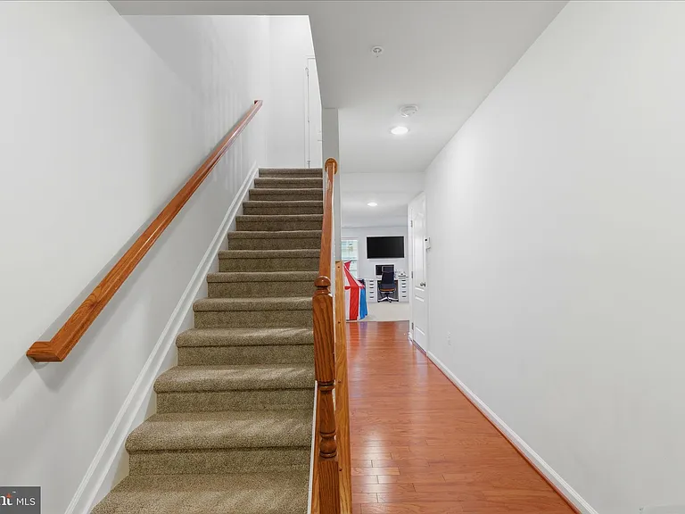5457 Spotswood Pl — Photo 6
