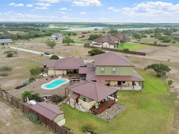 (undisclosed Address), Sandia, TX 78383