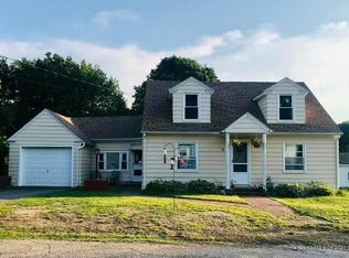 5 May St, Sanford, ME 04073