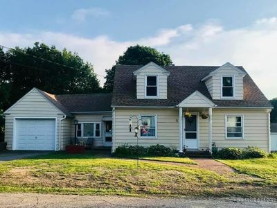 5 May St, Sanford, ME, 04073