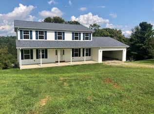 6 Deerhaven Dr, Wheeling, WV 26003