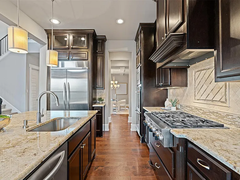 905 Madison Fork Dr — Photo 16