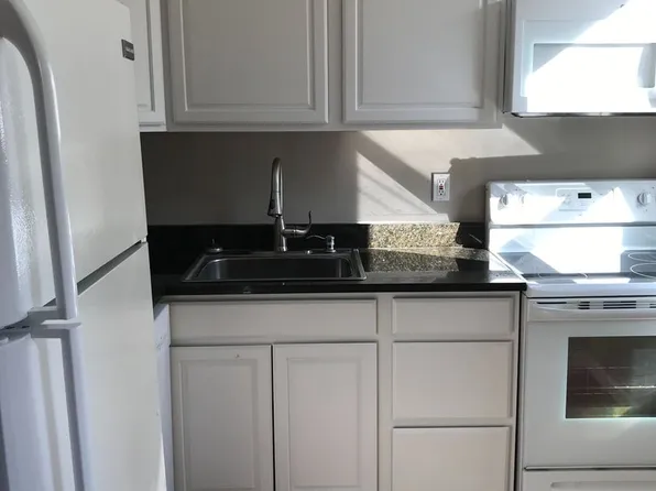 430 Greenfield Avenue, 430 Greenfield Ave #202, Pittsburgh, PA 15207