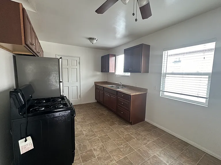 4107 Wade St — Photo 7