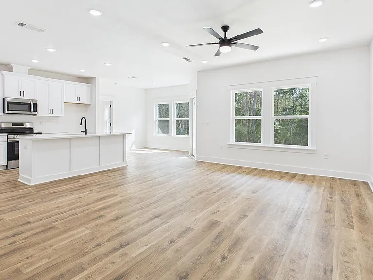 333 Shoal River Dr — Photo 9