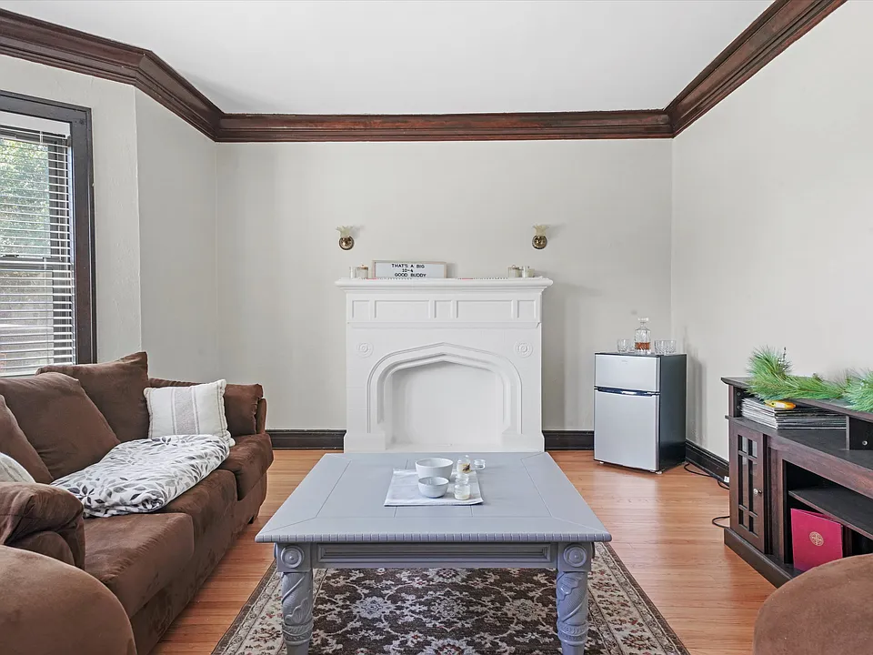 32 Lawton Rd #1