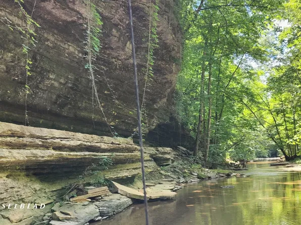 11182 S County Road 280 W, Westport, IN 47283