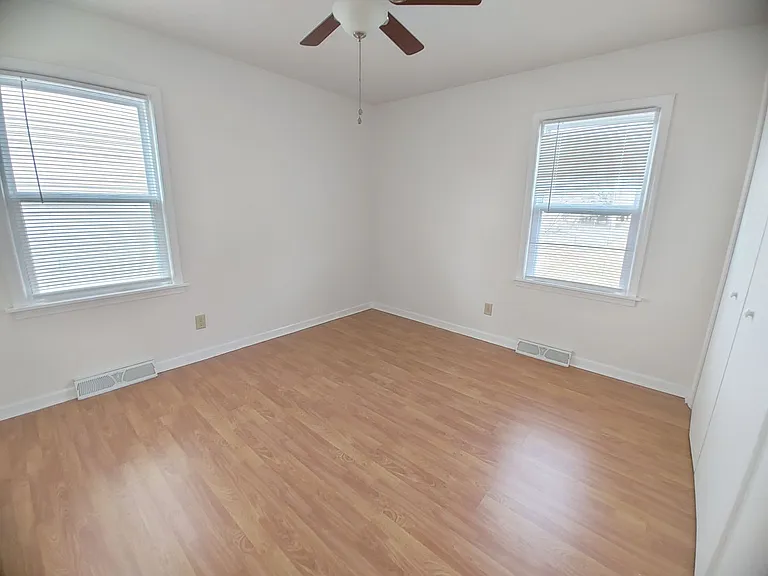 812 Osage St — Photo 5