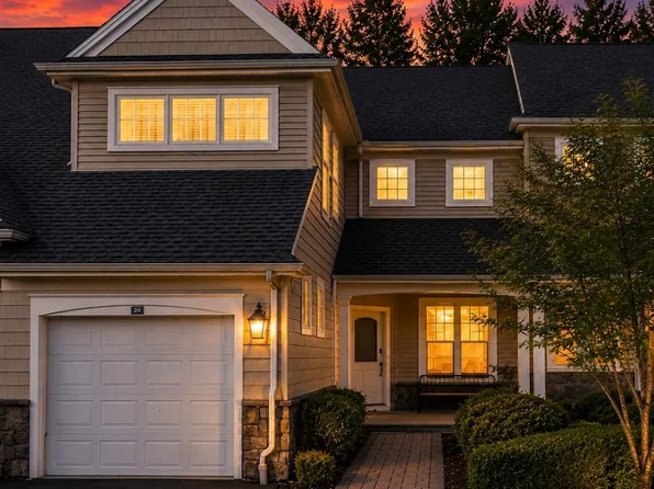 42 Bradford Walk #42, Farmington, CT 06032
