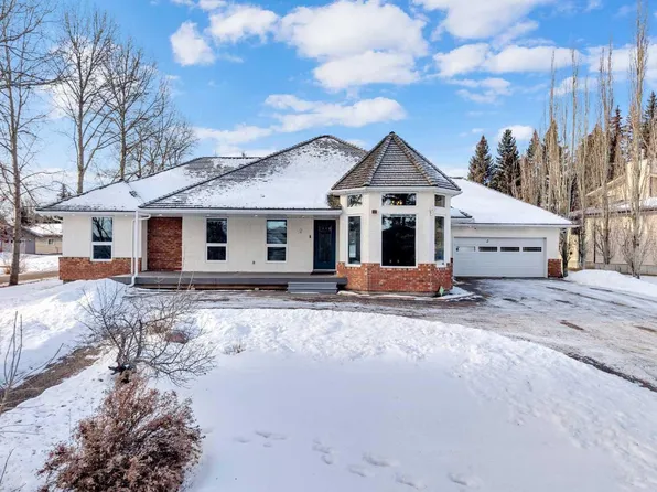 2 Grand Ave, Norglenwold, AB T4S 1S5