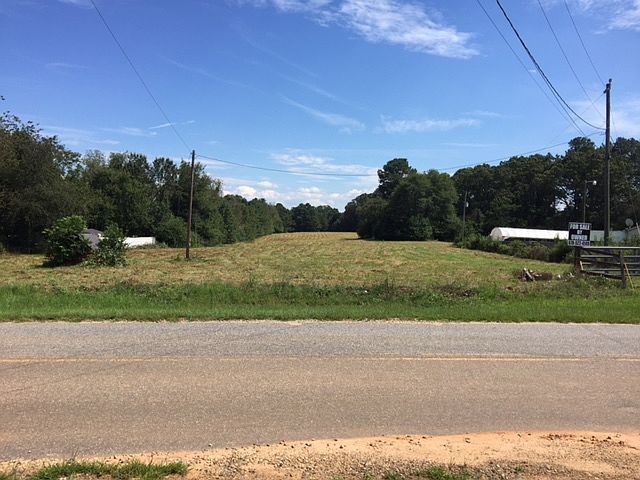 2nd image of Wages Rd #2