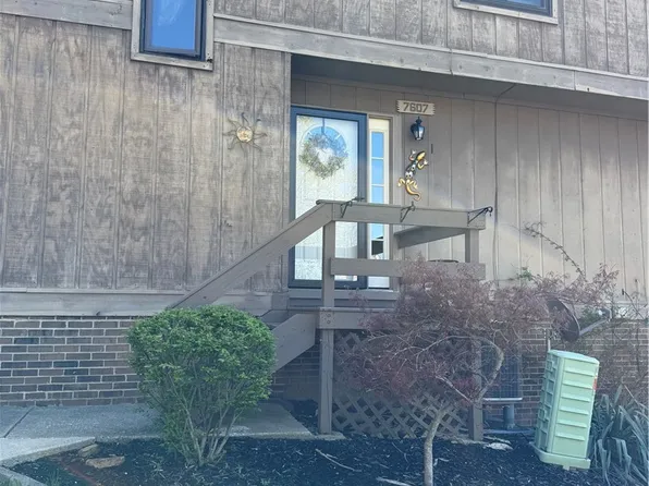 7607 Creekwood Dr, North Royalton, OH 44133