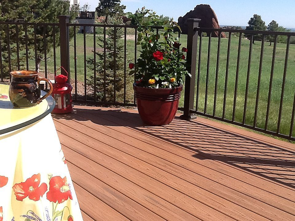 BACK DECK W ELEPHANT ROCK