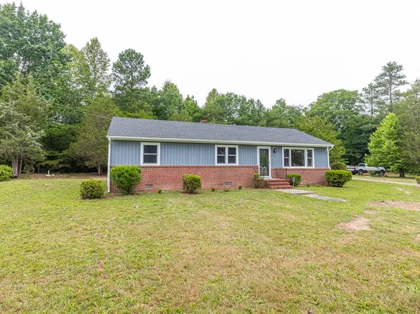 6054 Richmond Hwy, Tappahannock, VA 22560