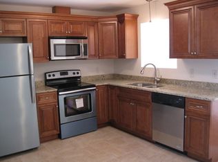 427 Hunlac Ave, Hampton, VA 23664