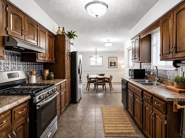 2426 Lawrence Ave, Indianapolis, IN 46227