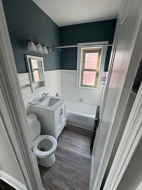 1 bed, 750 sqft, $899 — Photo 3