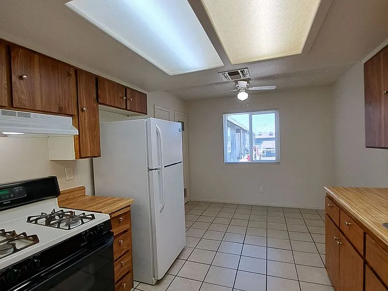 4845 E. Lane Ave. — Photo 9