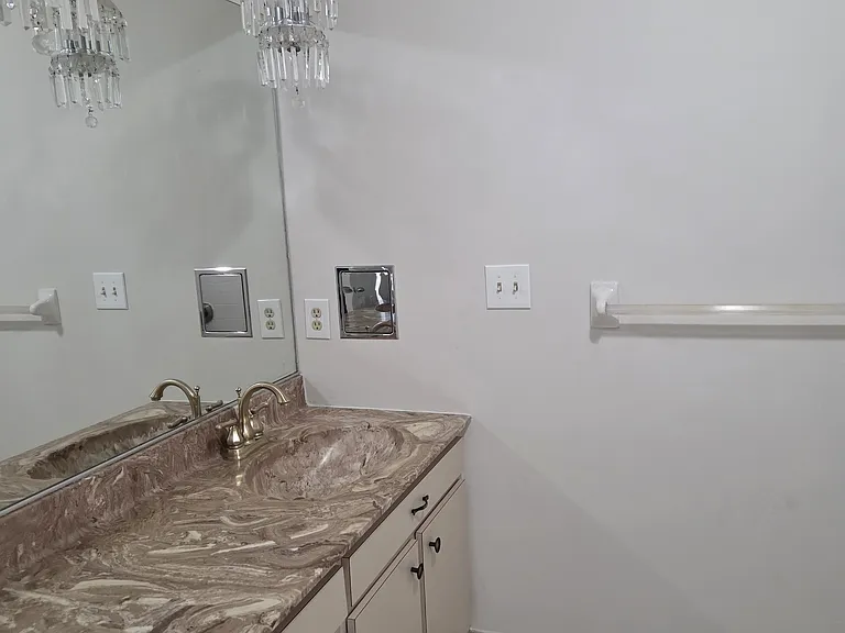1209 Perry William Dr — Photo 10