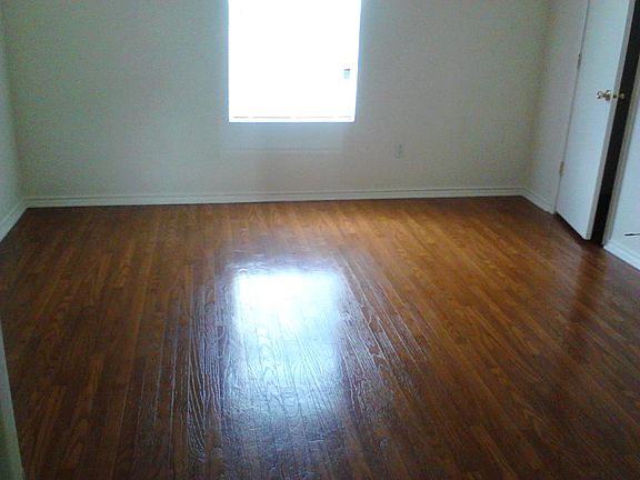 5th image of 3906 Gus Dr APT D