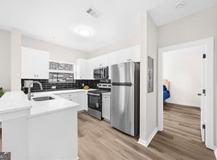 2230 Cheshire Bridge Rd NE Unit 403, Atlanta, GA 30324