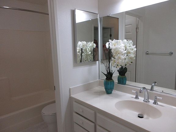 5th image of 7602 Hollister Ave Unit 306