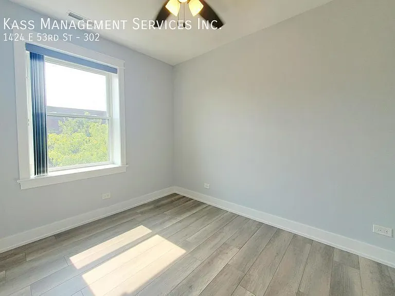 5228-34 S Blackstone / 1424-28 E 53rd St — Photo 47